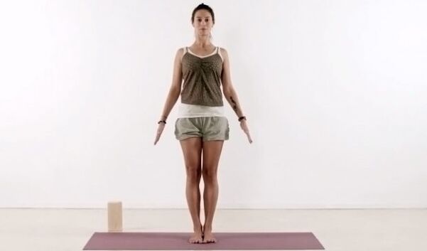 yoga tadasana pose for weight loss
